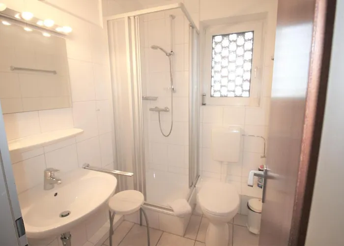 Deichstrasse 15 W 21 アパート